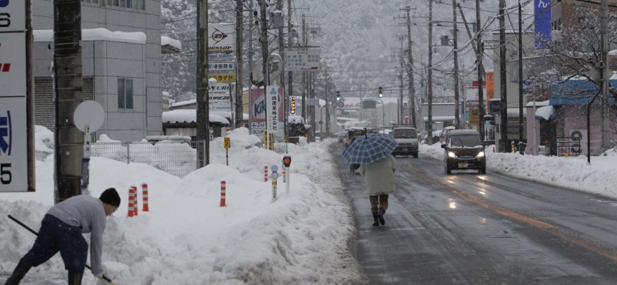 Tokyo Valisi'nden enerji faturalarının düşürülmesi için 'boğazlı kazak' önerisi