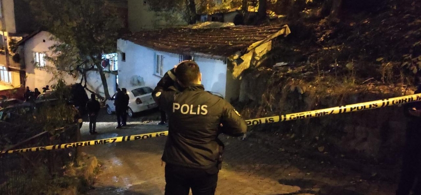 Şişli'de bir gecekonduda 3 kişi silahla vurulmuş halde bulundu