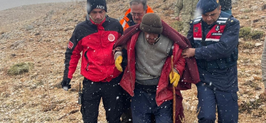 3 gündür kayıp adamı kırsal alanda bulan çoban o anları kaydetti