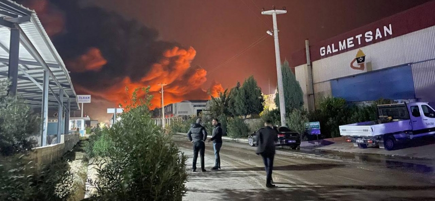 Adana'da kimya fabrikasında yangın