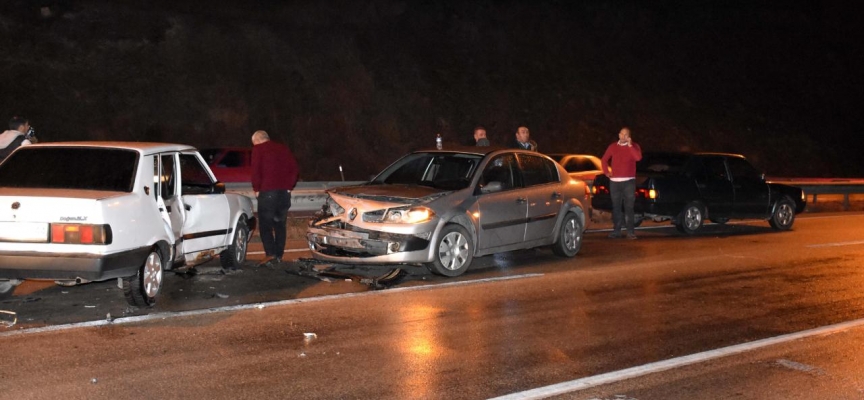 Kırıkkale'de zincirleme trafik kazası: 3 yaralı