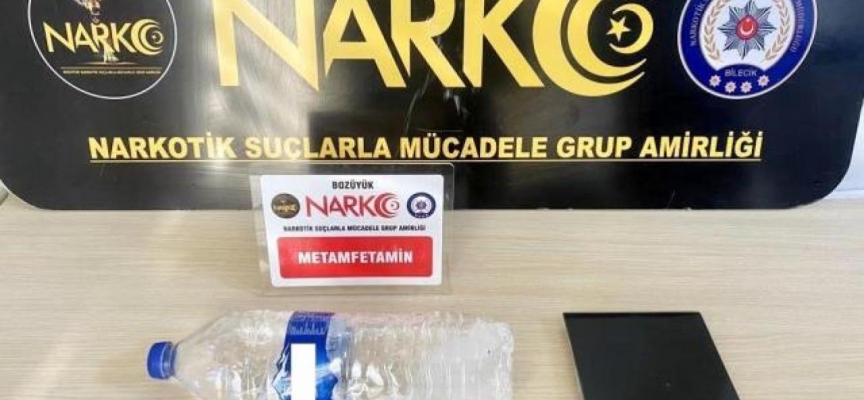 Bilecik'te 585,20 gram sıvı metamfetamin maddesi ele geçirildi