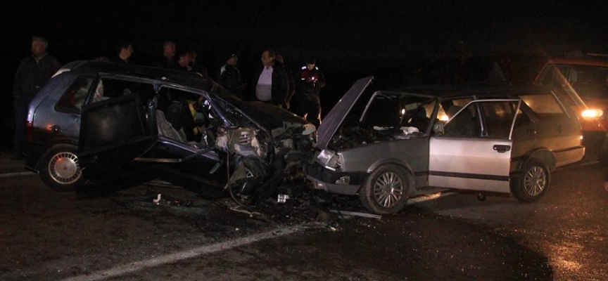 Manisa'da trafik kazası: 1 ölü, 5 yaralı