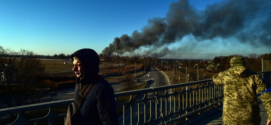 Kiev'de düşürülen insansız hava araçları sivil altyapıya hasar verdi