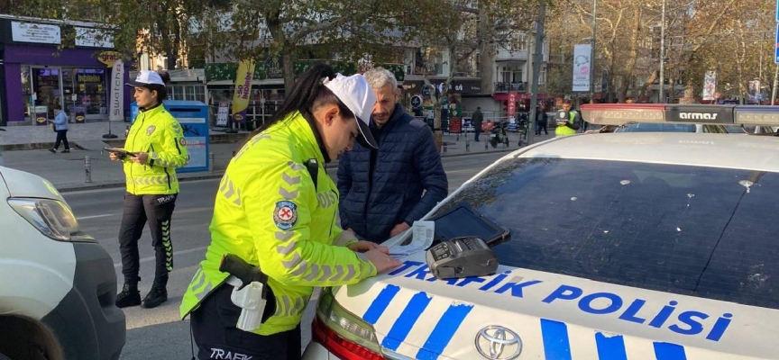 Kadıköy'de dronlu trafik denetimi