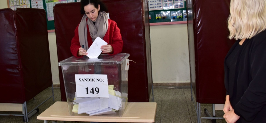 Ülke genelinde seçime katılım oranı saat 13.00 itibarı ile yüzde 32.58