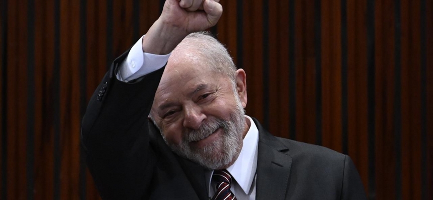 Lula da Silva görevi devraldı