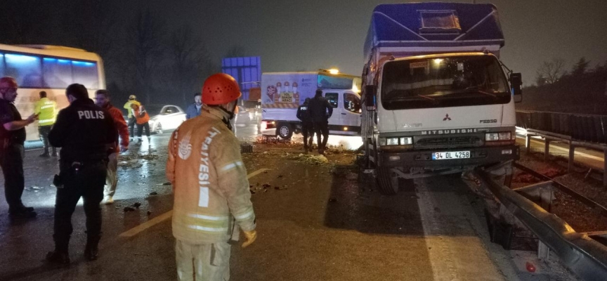 Bayrampaşa'da trafik kazası: 6 yaralı