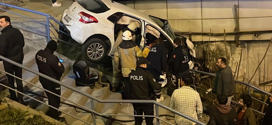 14 yaşındaki çocuk kullandığı otomobille kaza yaptı: 2 yaralı