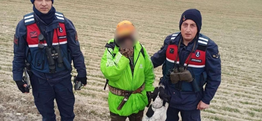 Siste kaybolan avcıyı jandarma dronla buldu