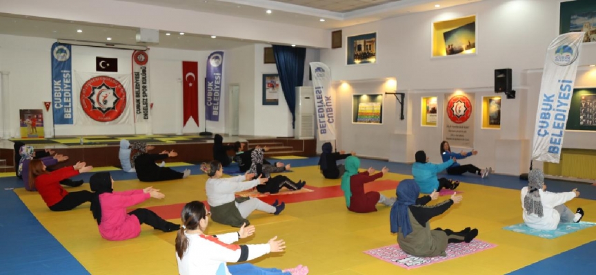 Çubuk'ta kadınlara ücretsiz pilates dersi