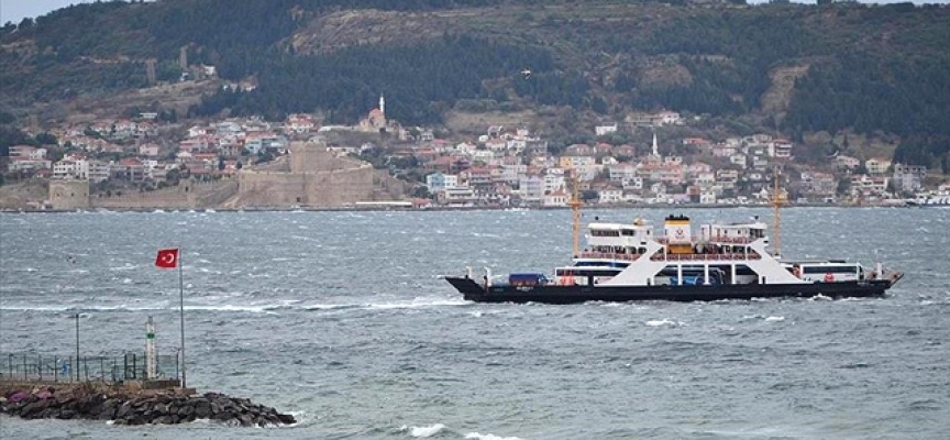 Kuzey Ege'de feribot seferlerine fırtına engeli