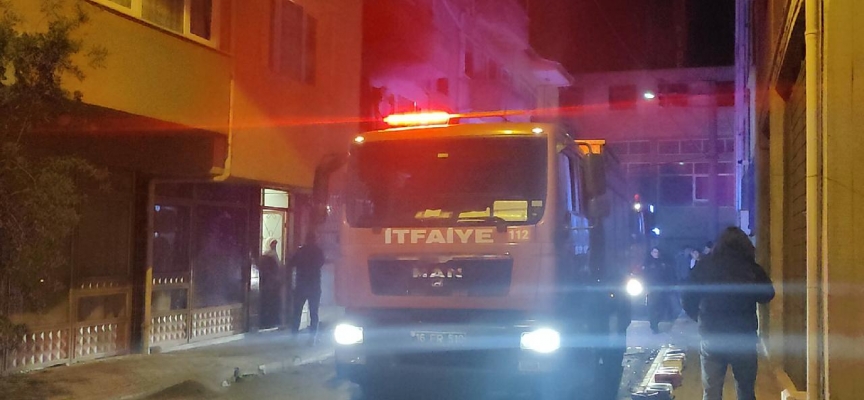 Bursa’da evde yaşanan patlama sonrası yangın çıktı