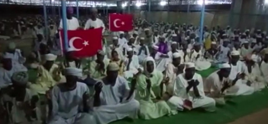 Sudan'da Türkiye'deki depremde hayatını kaybedenler için dua edildi