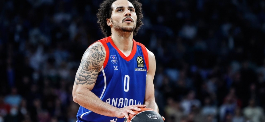 Shane Larkin'den depremzedelere destek