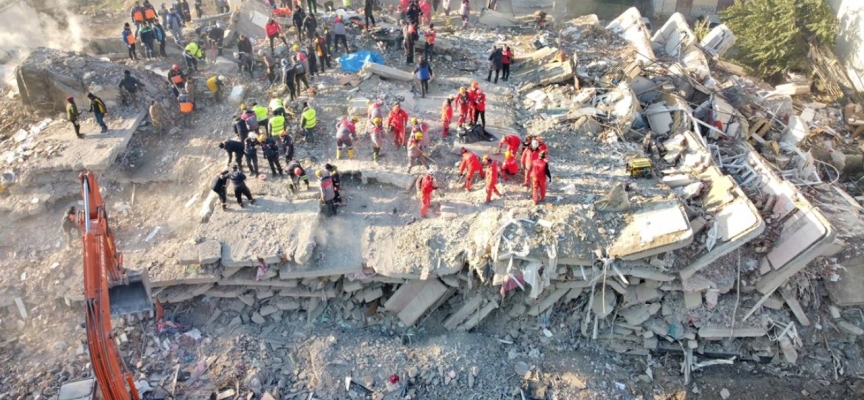 Kırklareli'nde gönüllü öğretmenler ile vatandaşlar deprem bölgesine gönderildi