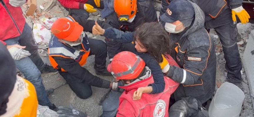 Çocukları "yaşam üçgeni" kurtarıyor