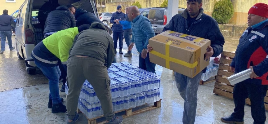 Bayburt esnafı kazançlarını deprem bölgesine bağışlıyor