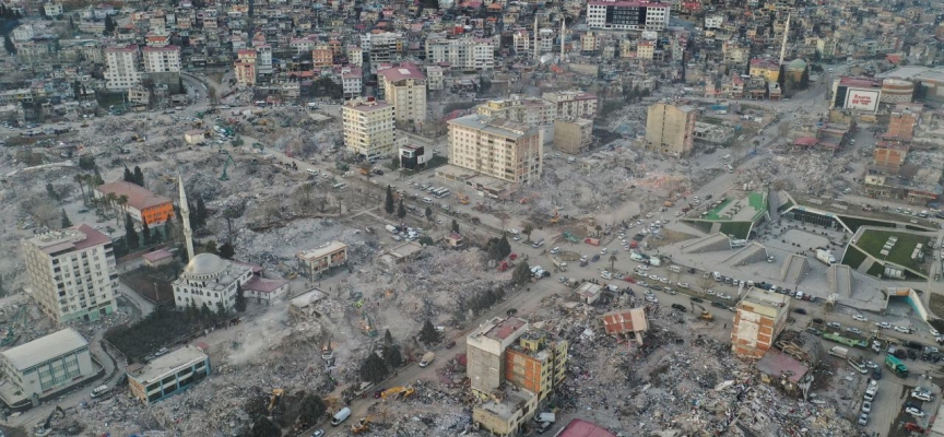 Depremlerin enerji yoğunluğu Hiroşima'nın 2 bin katı