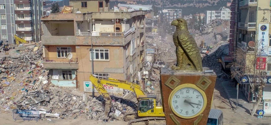 Bakan Kurum'dan deprem bölgelerinin yeniden inşasına ilişkin açıklama