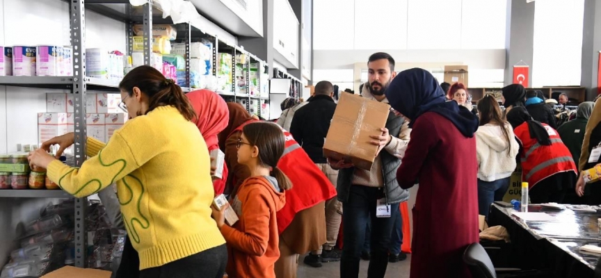 Balıkesir depremin yaralarını sarıyor