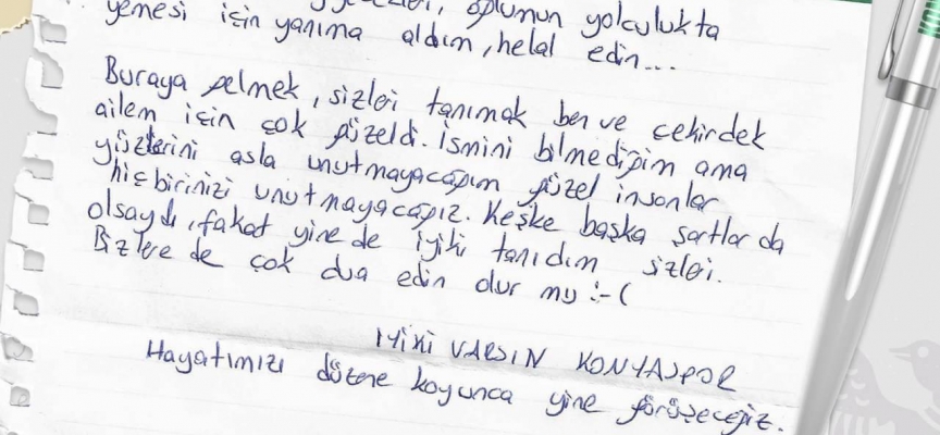 Depremzede aileden duygulandıran not: Hayatımızı düzene koyunca yine görüşeceğiz