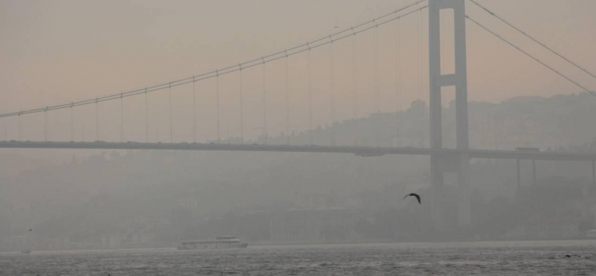 İstanbul Boğazı'nda gemi trafiği durduruldu