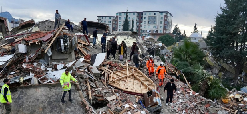 İsviçre'nin depremden etkilenen bölgelere desteği sürüyor