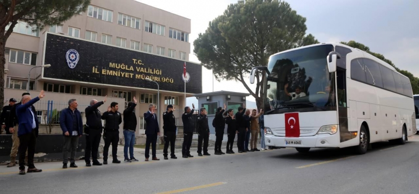 Muğla'dan deprem bölgesine gönderilen 150 polis törenle uğurlandı