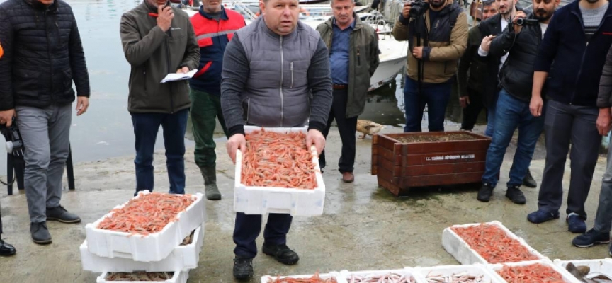 Tekirdağlı balıkçılar depremzedeler için "vira bismillah" dedi