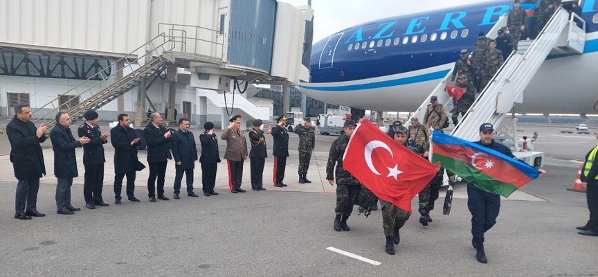 Azerbaycan'dan gelen arama kurtarma ekipleri ülkelerine döndü