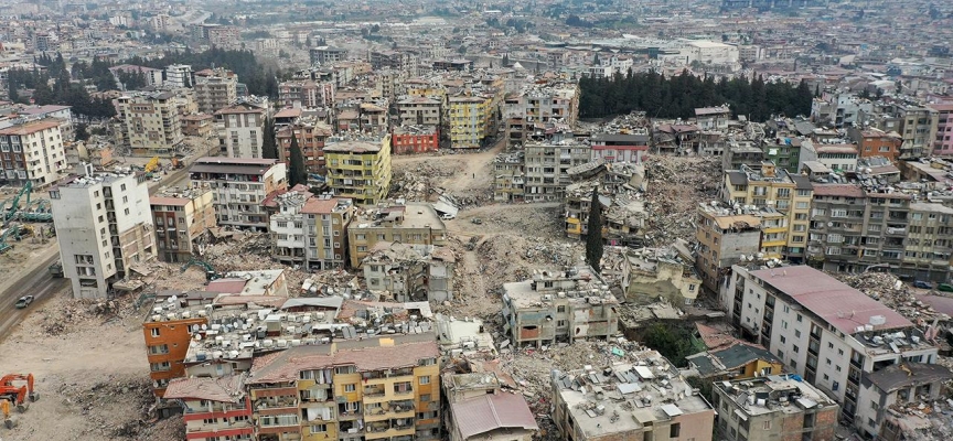 "Deprem sonrası göç değil yeniden inşa"