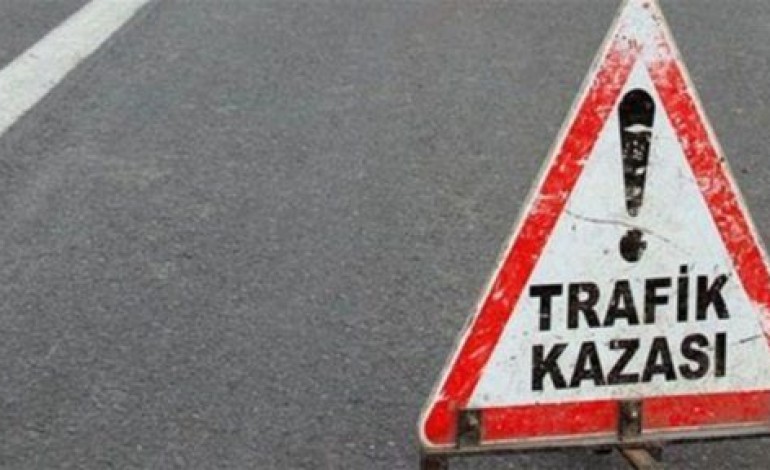 Lefkoşa’da trafik kazası…Kamyon motosiklete çarptı