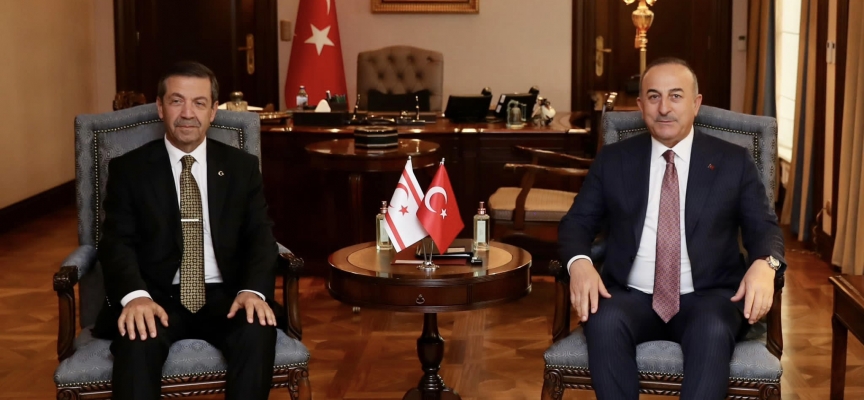 Ertuğruloğlu Ankara’da Çavuşoğlu ile görüştü