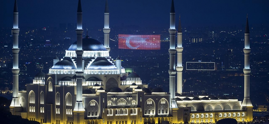 23 Mart İstanbul iftar vakti... 2023 İstanbul Ramazan İmsakiyesi...