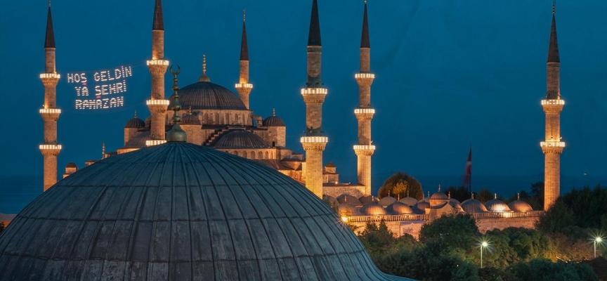 26 Mart 2023 İstanbul iftar saati... 2023 İstanbul Ramazan İmsakiyesi...