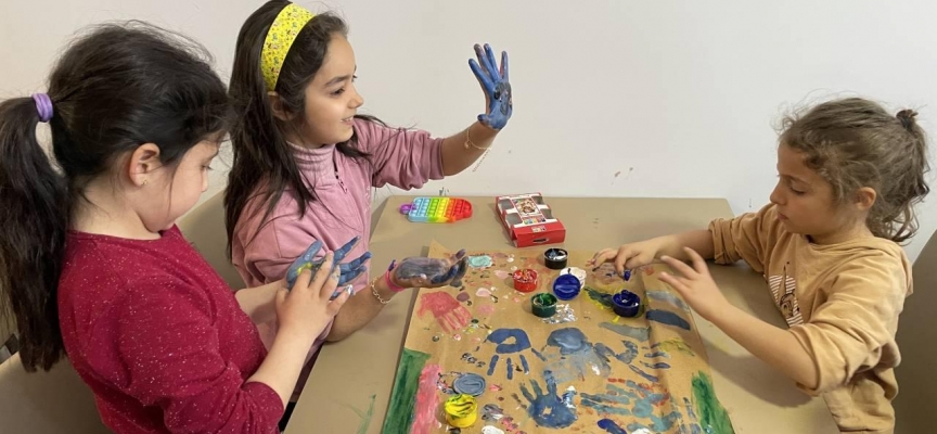 Bartın'da "Çocuk Üniversitesi" projesiyle depremzede çocuklara psikososyal destek sunuluyor