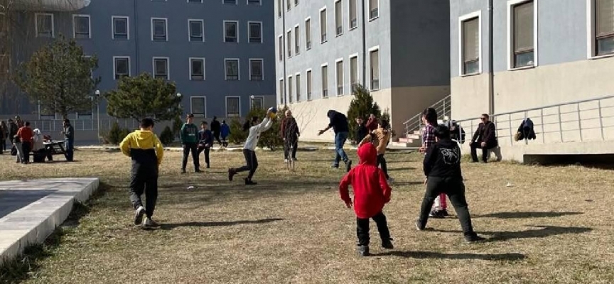 Çankırı’da üniversite öğrencileri genç depremzedelere rehber olacak