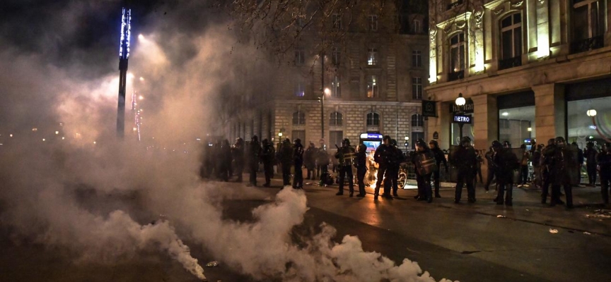 Fransa'da emeklilik reformu karşıtı gösterilerde gözaltı sayısı 201'e çıktı