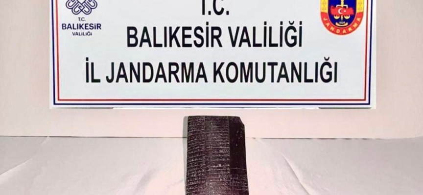 Balıkesir'de tarihi eser operasyonu: Sümerlere ait reçete ele geçirildi