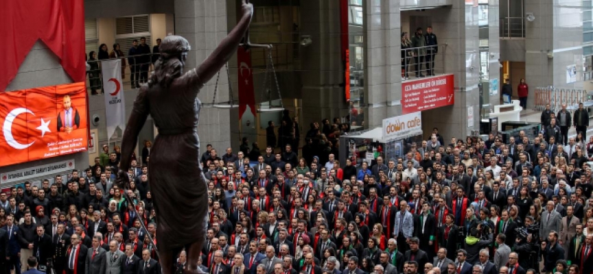 Şehit savcı Mehmet Selim Kiraz İstanbul Adliyesi'nde anıldı