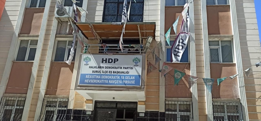 Terör örgütüne katılım için HDP binasında 'ikna eğitimi' almışlar