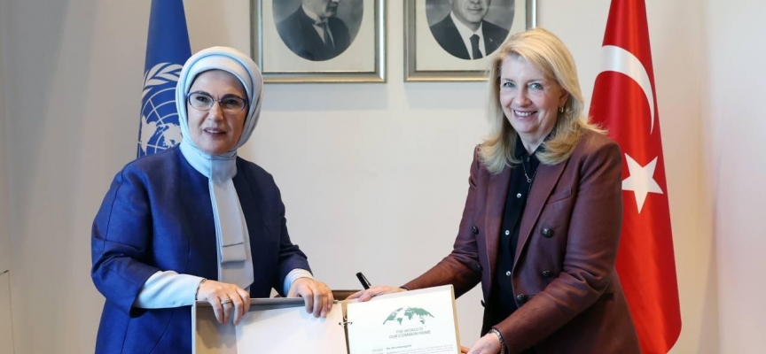 Emine Erdoğan, UNICEF İcra Direktörü Russell ile görüştü