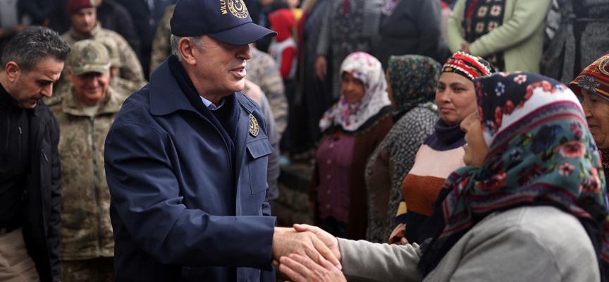 Bakan Akar: Fitne ve fesat yuvalarına fırsat vermeyeceğiz