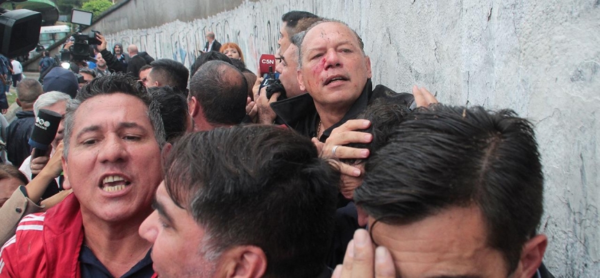 Arjantin'de Buenos Aires Güvenlik Bakanı Berni, göstericilerin saldırısına uğradı