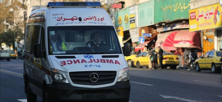 İran'da bir kız okulunda 20 öğrenci zehirlendi