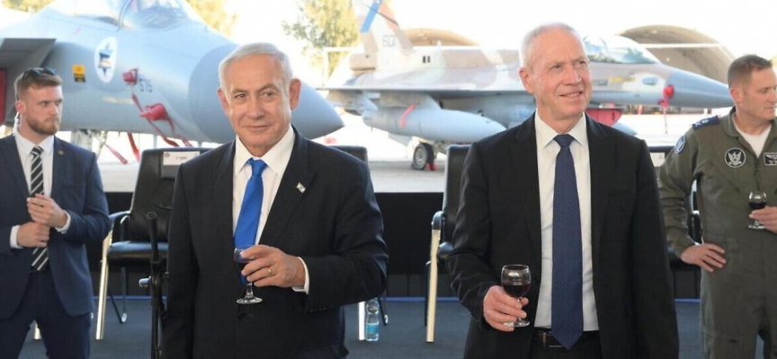 Görevden alma kararının ertelenmesinin ardından Netanyahu ve Gallant, ilk kez birlikte görüntülendi