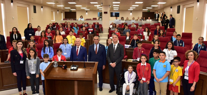 Meclis Genel Kurulu’nda “Çocuk Hakları” gündemli temsili özel oturum yapıldı