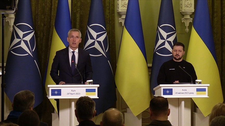 NATO Genel Sekreteri Stoltenberg, Kiev’de Ukrayna’ya destek mesajı verdi