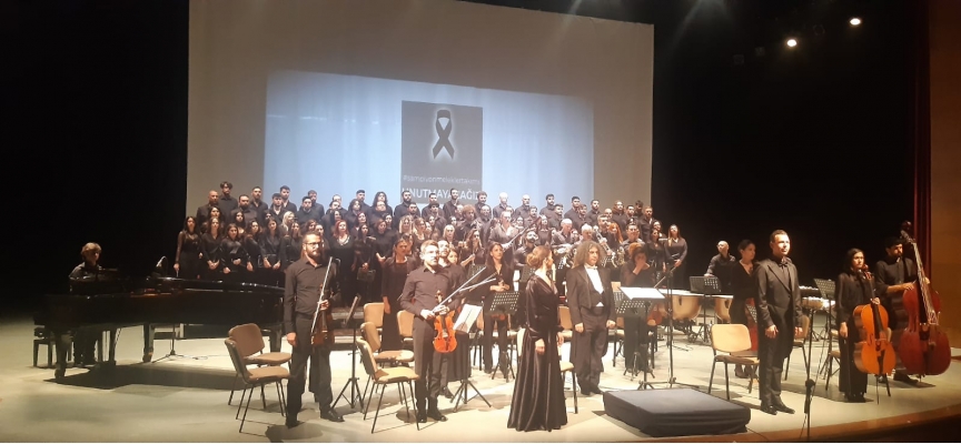 6 Şubat depreminde yitirdiklerimiz, düzenlenen  “Ağıt” adlı konserle bir kez daha anıldı